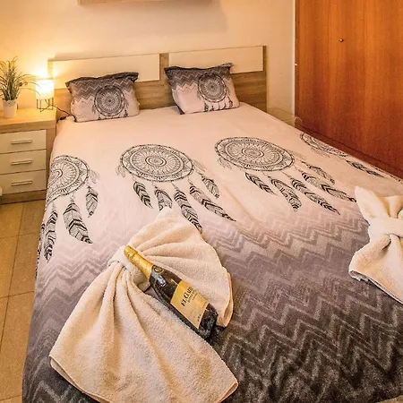 Lovely In With Wifi Apartment